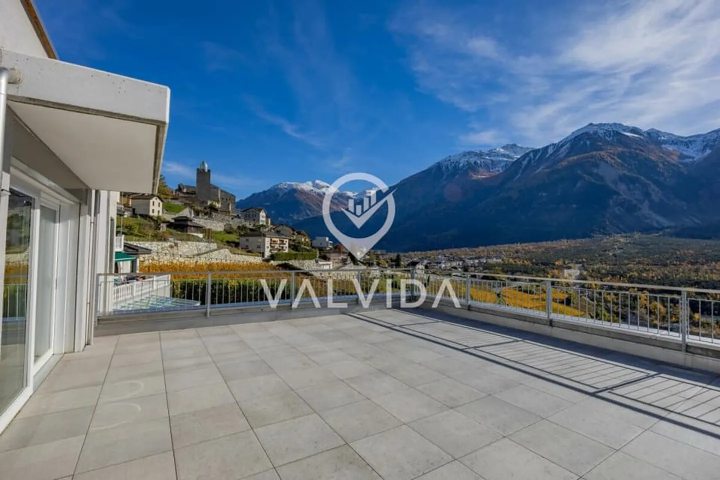 Vivere con vista - Moderno appartamento attico di 2,5 stanze nei vigneti di Leuker - Foto 1 di 13