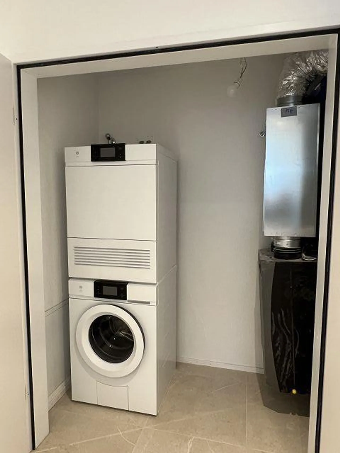 Journée Portes Ouvertes de l'Appartement Moderne de 4.5 Pièces avec Deux Balcons Spacieux - Photo 7 sur 13