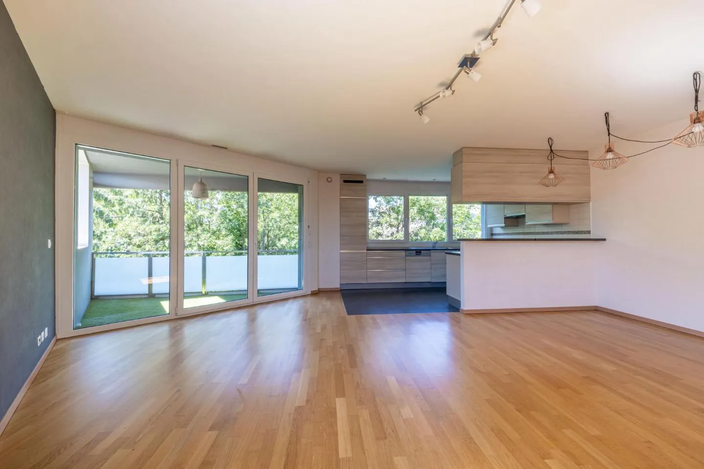 5-Zimmer-Wohnung - Foto 1 von 11