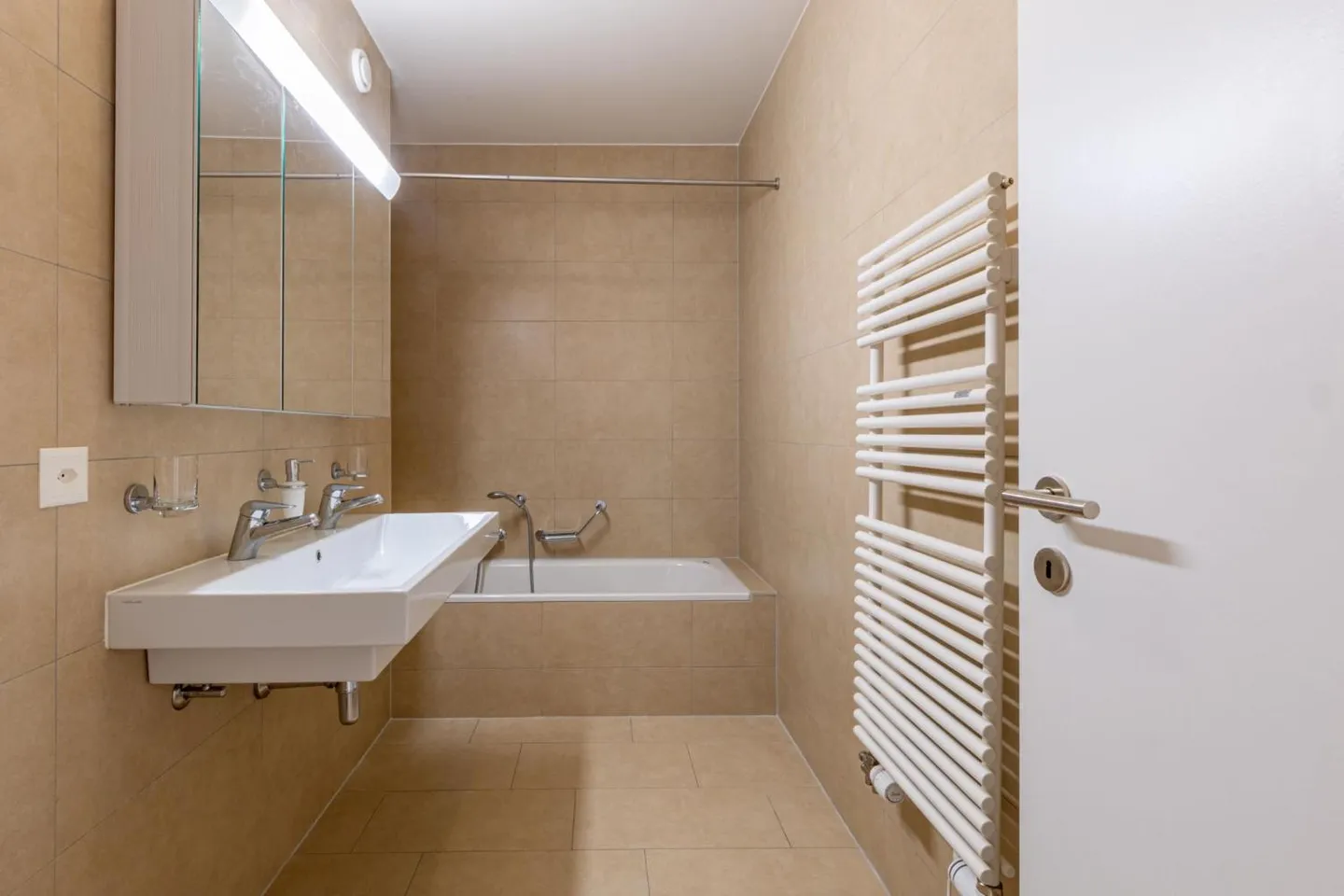 5-Zimmer-Wohnung - Foto 8 von 11
