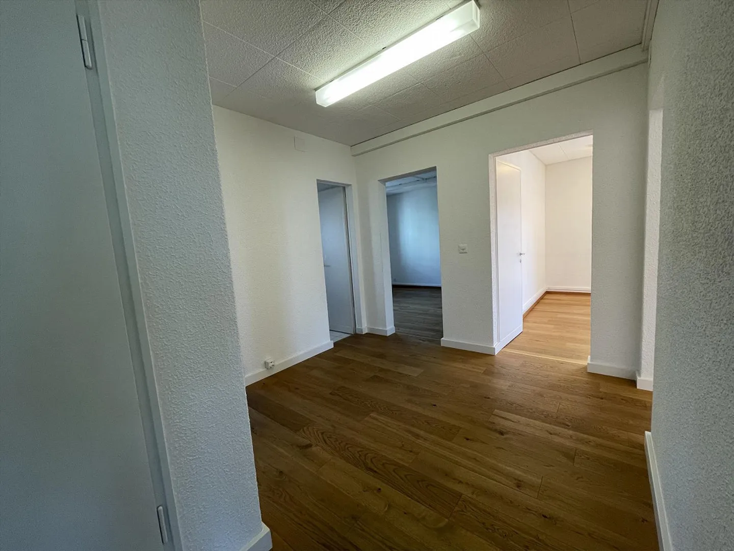 Uffici/Ambulatori in posizione centrale a Burgdorf - Foto 7 di 9