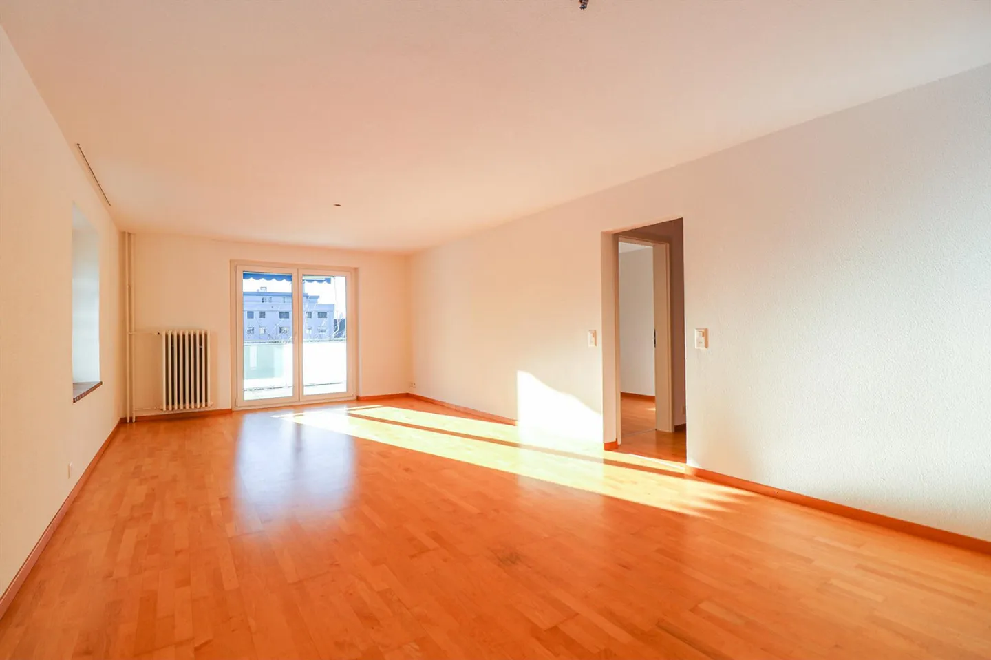 Gemütliche Wohnung im Zentrum von Reiden - Foto 1 di 8