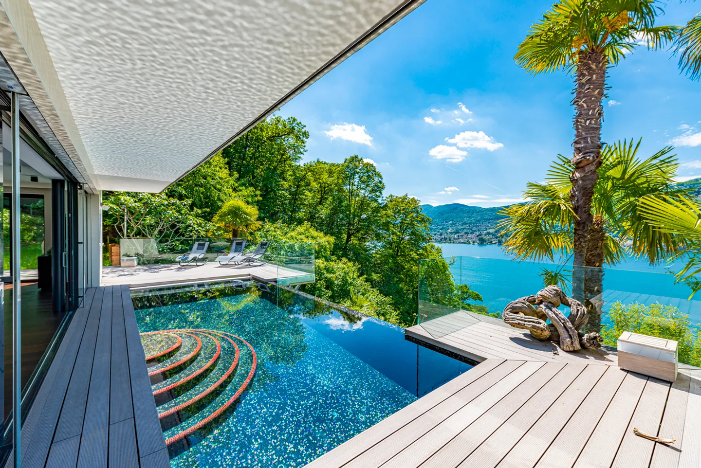 Villa moderne dans un bel emplacement - Photo 2 sur 11