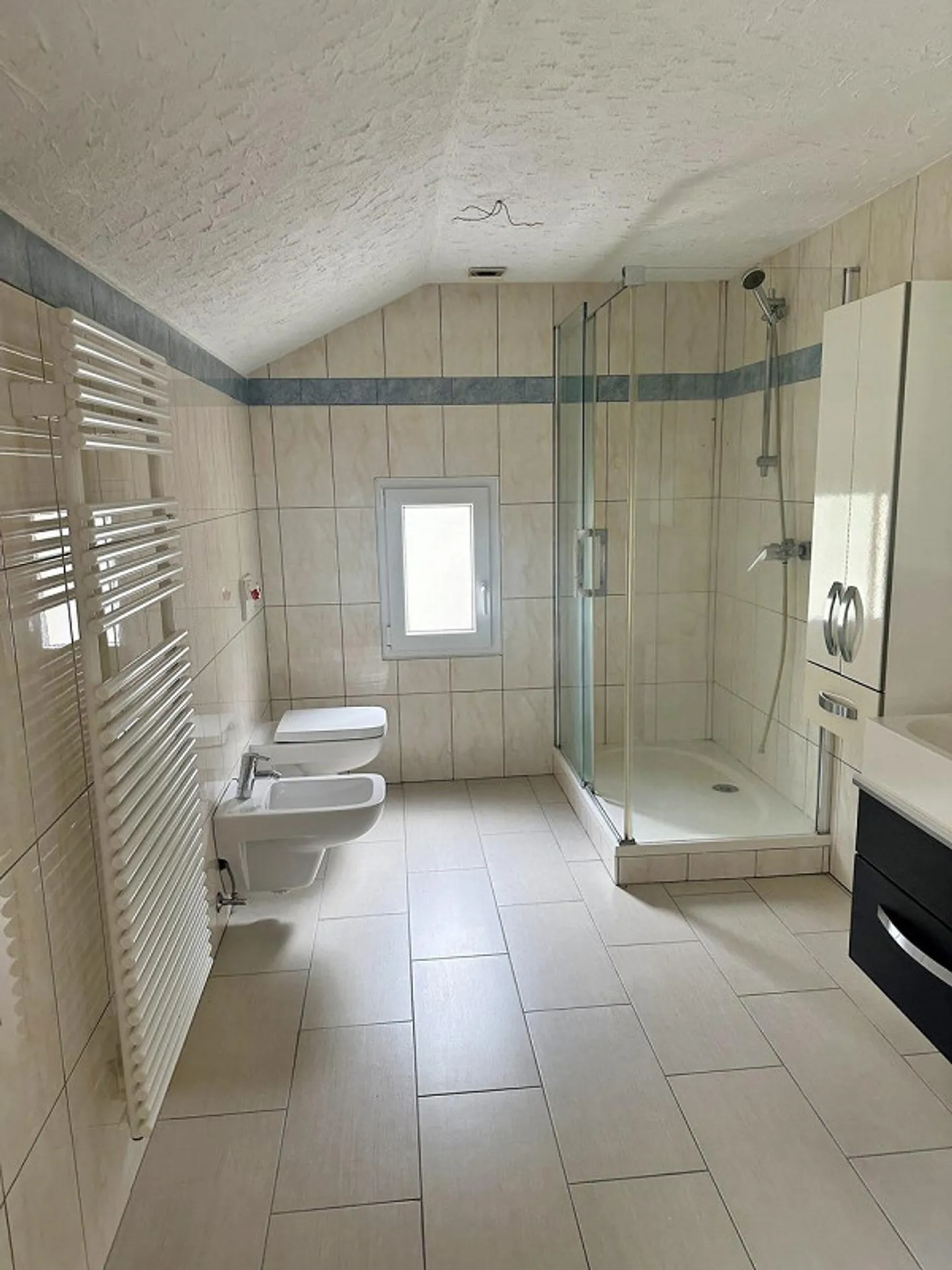 Charming Family Home in Faido - Photo 10 of 13