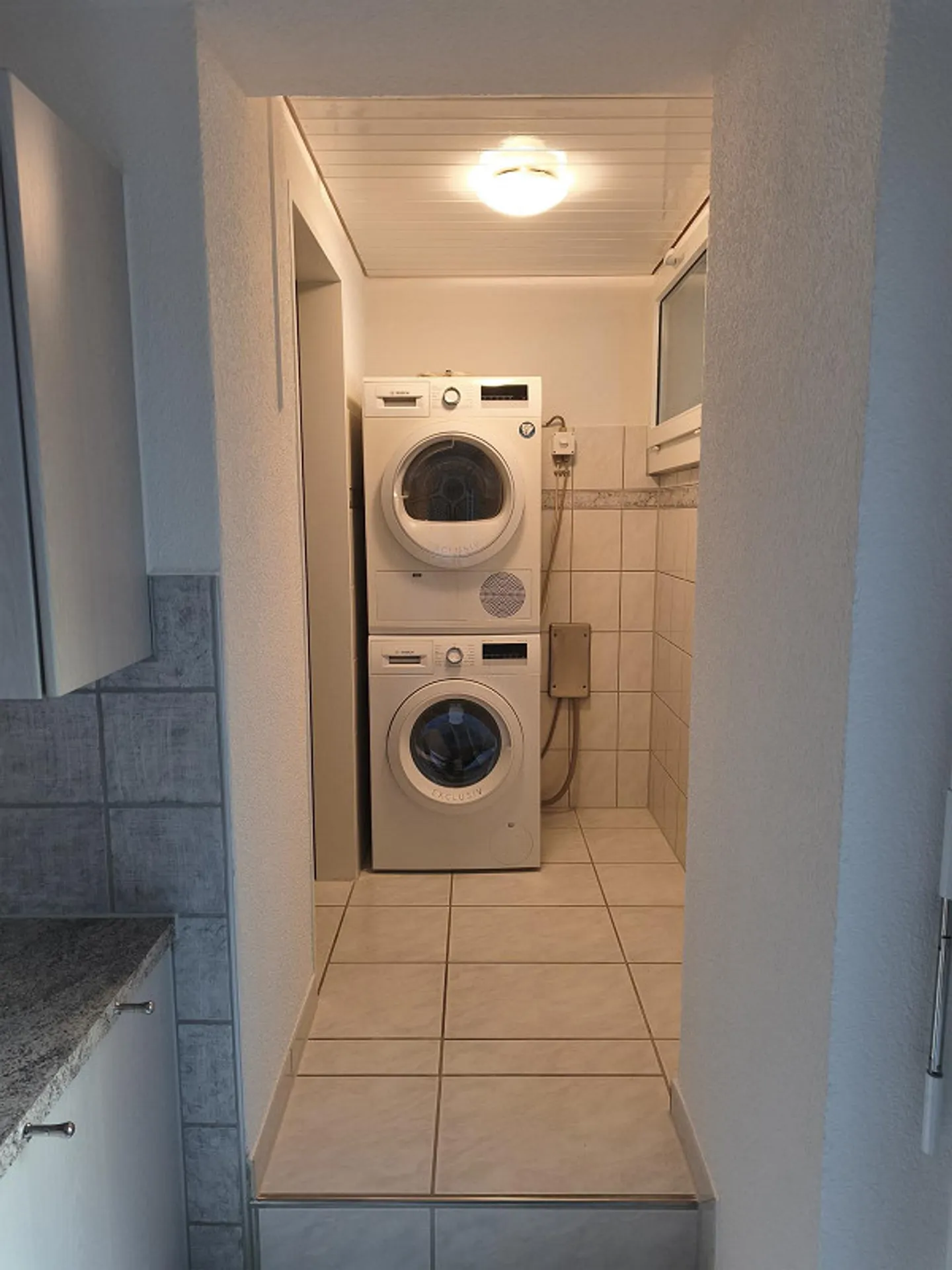 Spacious 1.5-room ground floor apartment in a quiet location - Photo 5 of 8