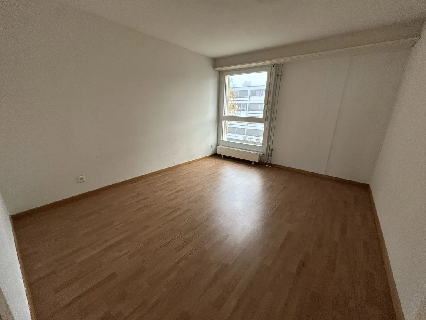 4.5 Zi WG neuwertige Küche, kinderfreundlich, schöne Aussicht - Foto 3 von 9