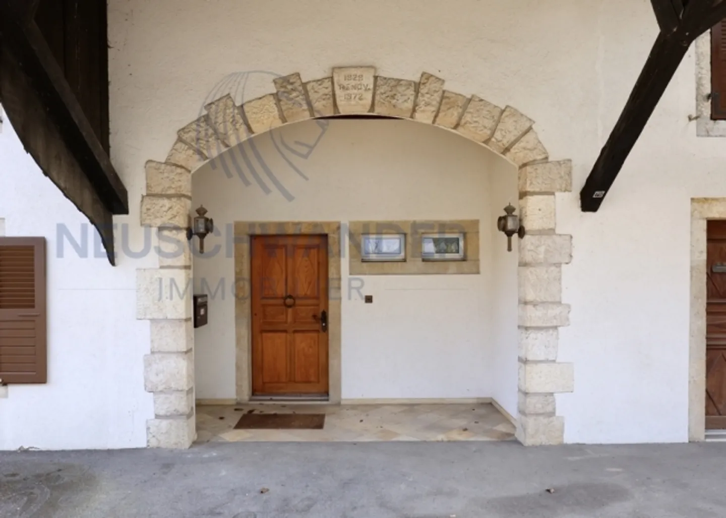Stupenda fattoria ristrutturata, grande terreno, vista stupenda, vicino ai servizi - Foto 7 di 20