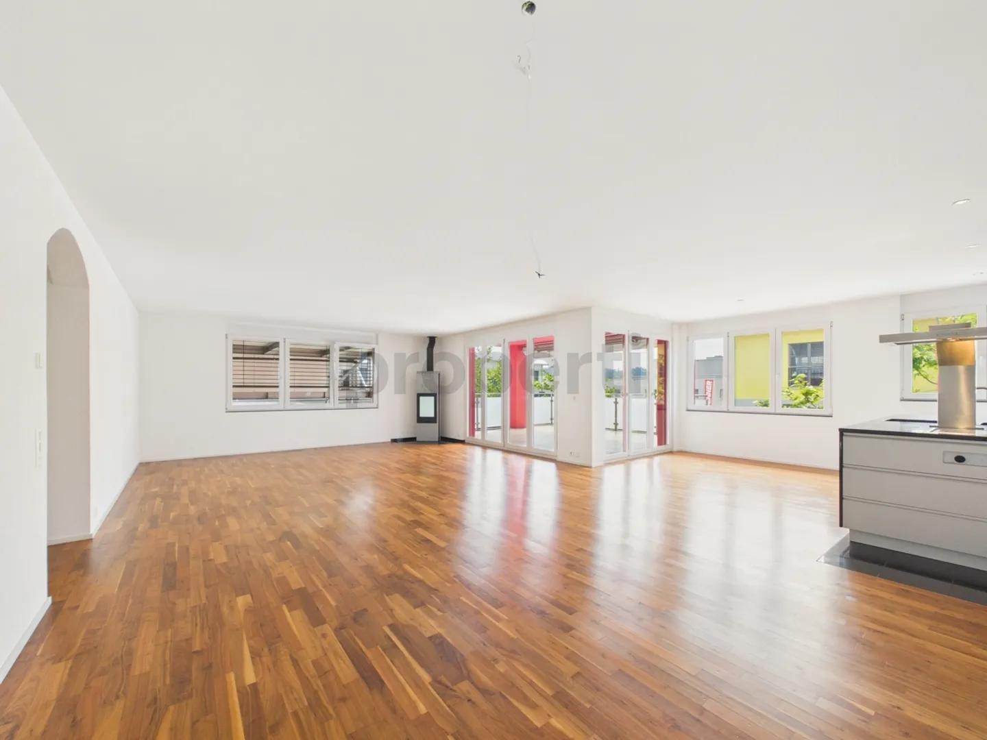 Geräumige Wohnung mit Balkon - Foto 1 von 13