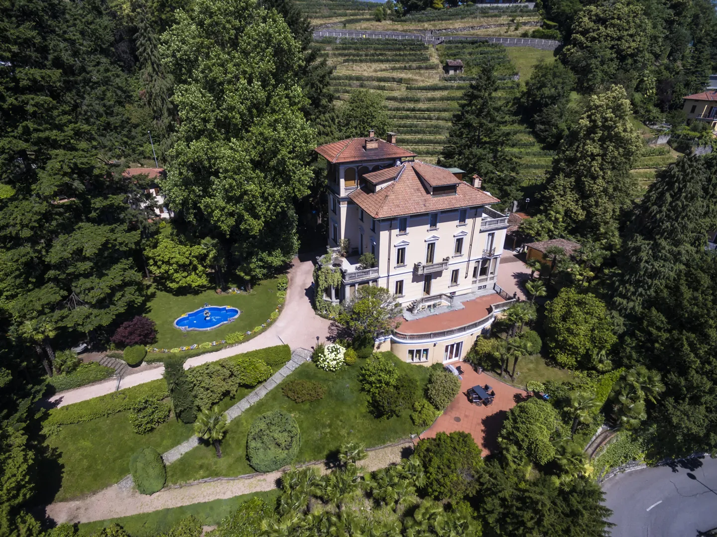 Villa Floridiana - Photo 1 of 15