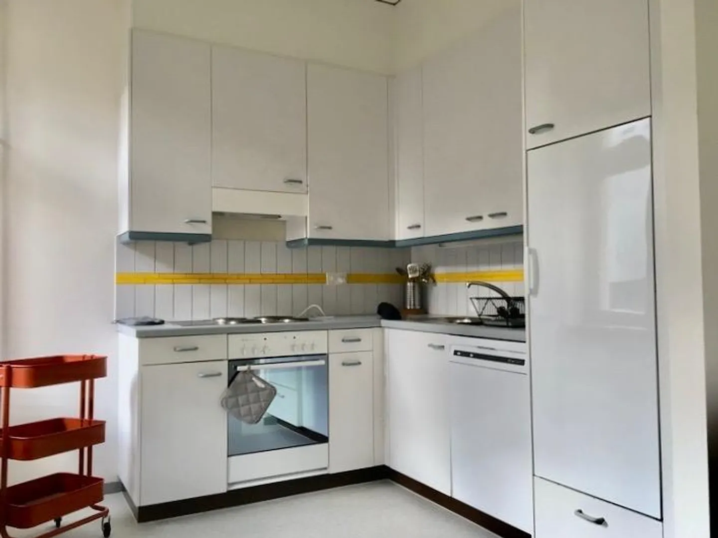 Camera arredata in appartamento modernizzato in una posizione centrale - Foto 6 di 10