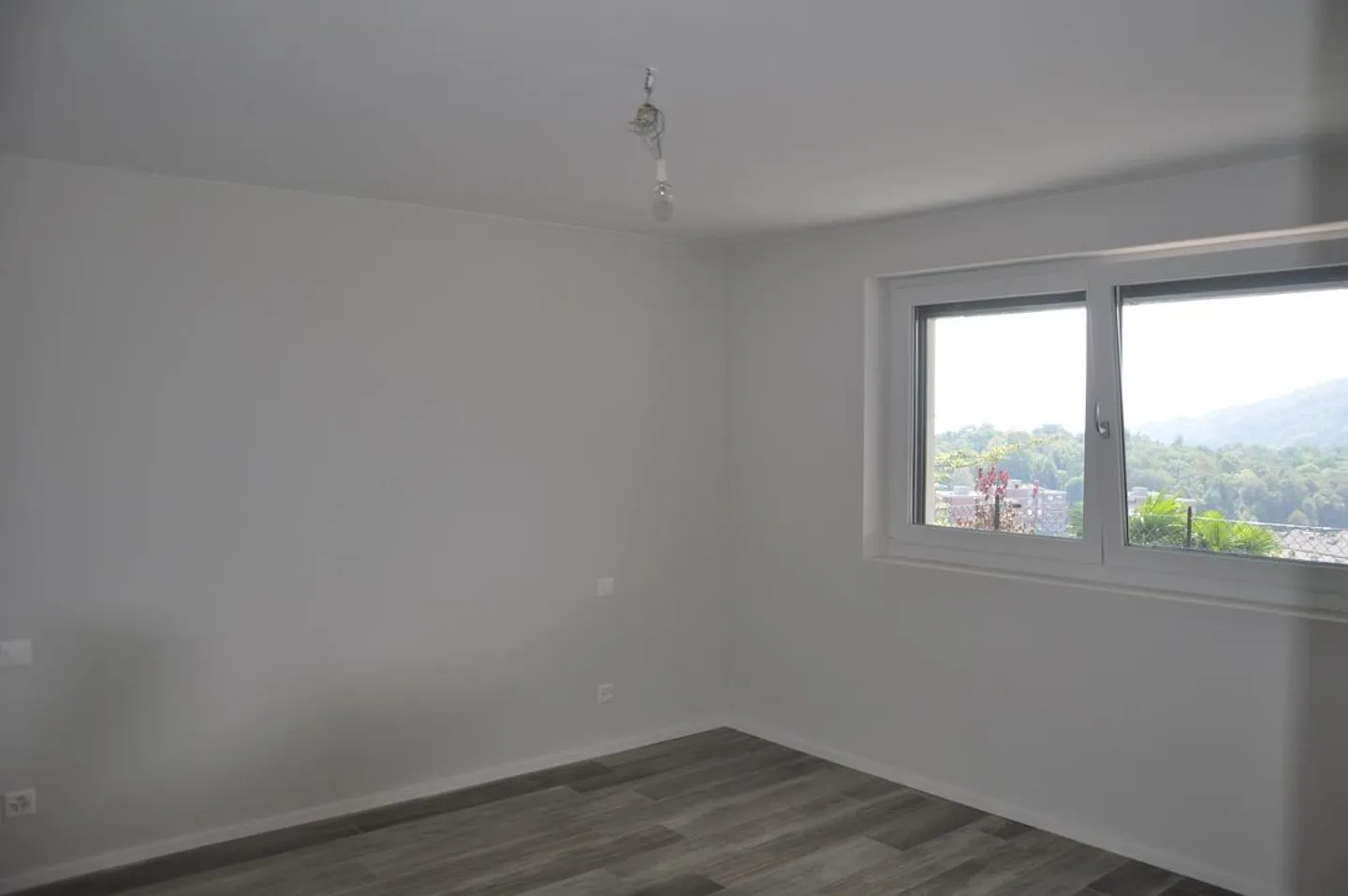 Appartamento spazioso con vista montagna - Foto 2 di 22