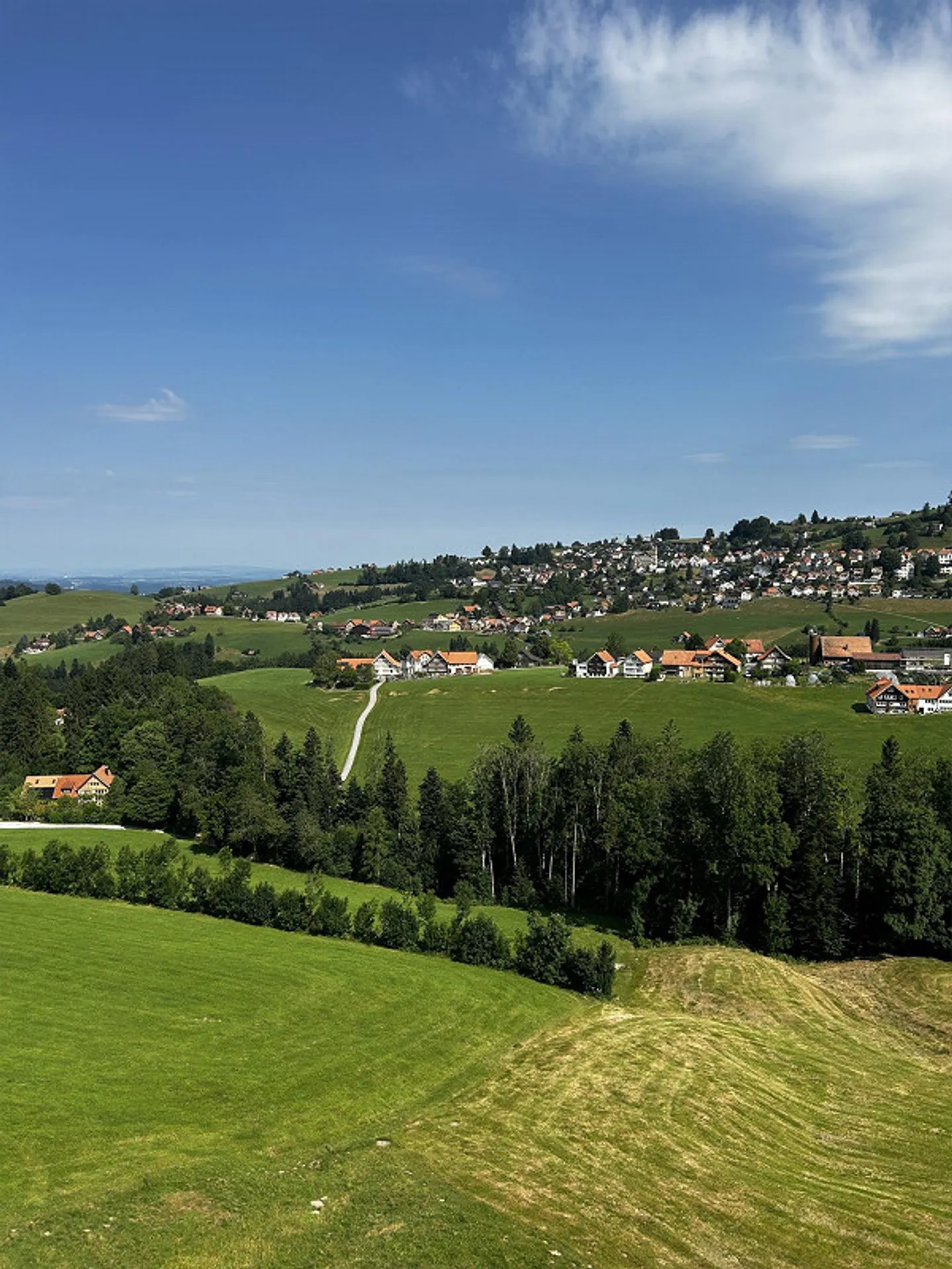 Bellissimo appartamento mansardato con carattere - un affitto in omaggio - Foto 10 di 12