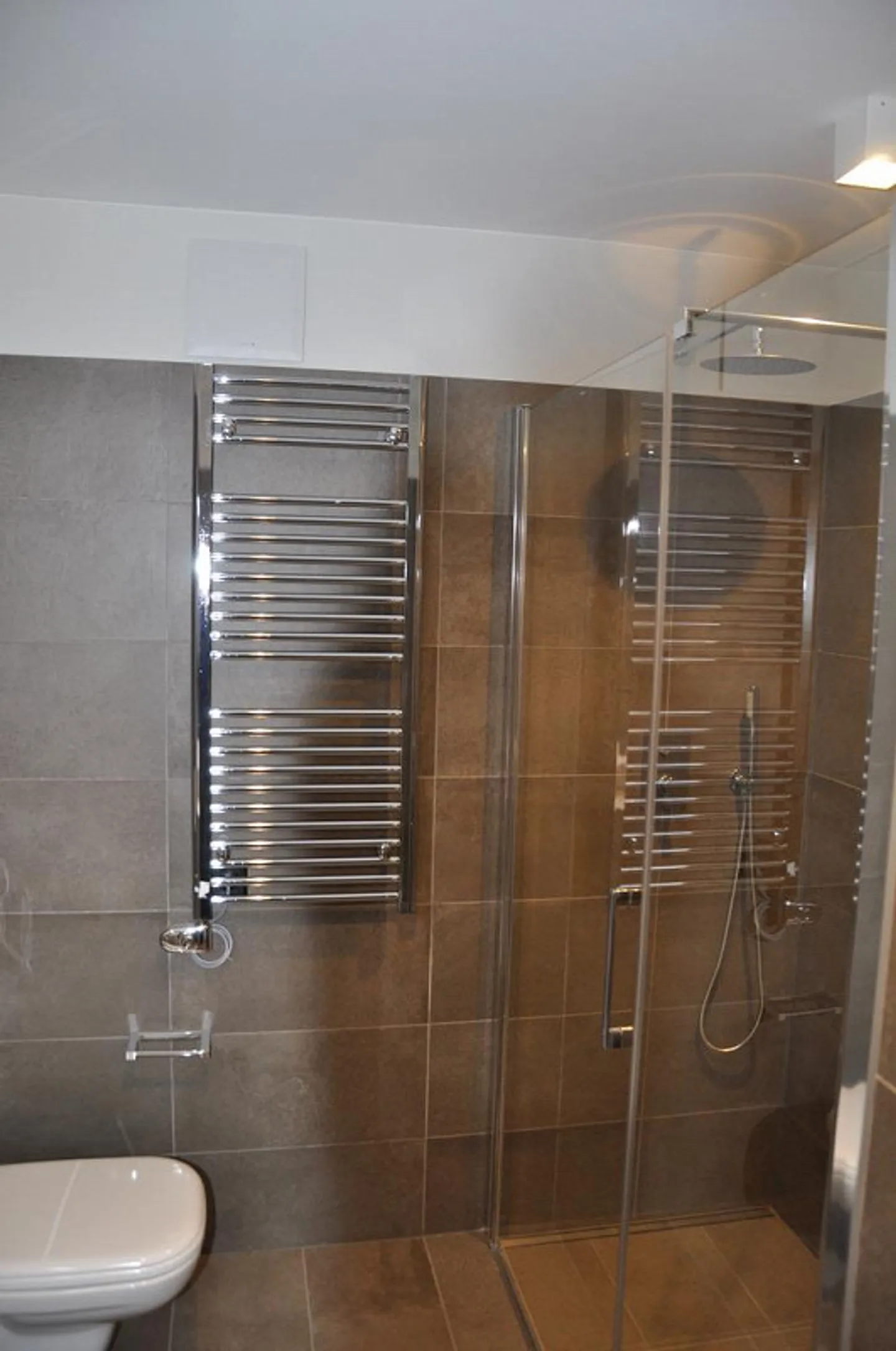 Appartamento spazioso con vista montagna - Foto 15 di 22