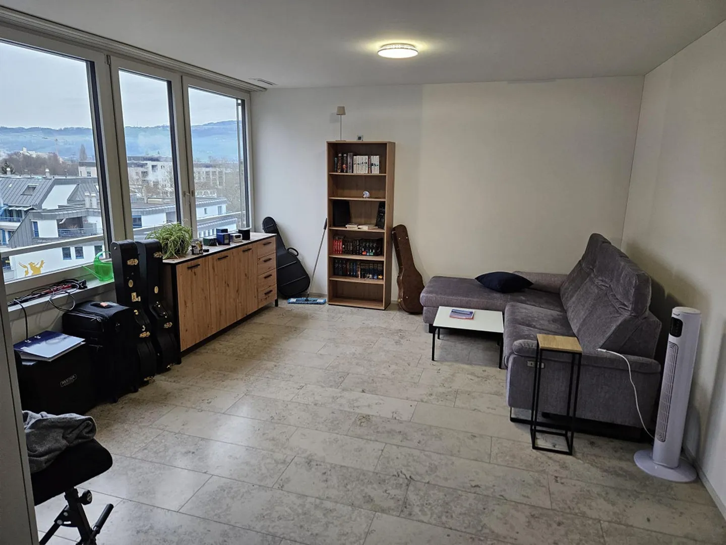 Appartamento moderno di 2,5 stanze con vista panoramica a Sursee – Cercasi nuovo inquilino - Foto 1 di 8