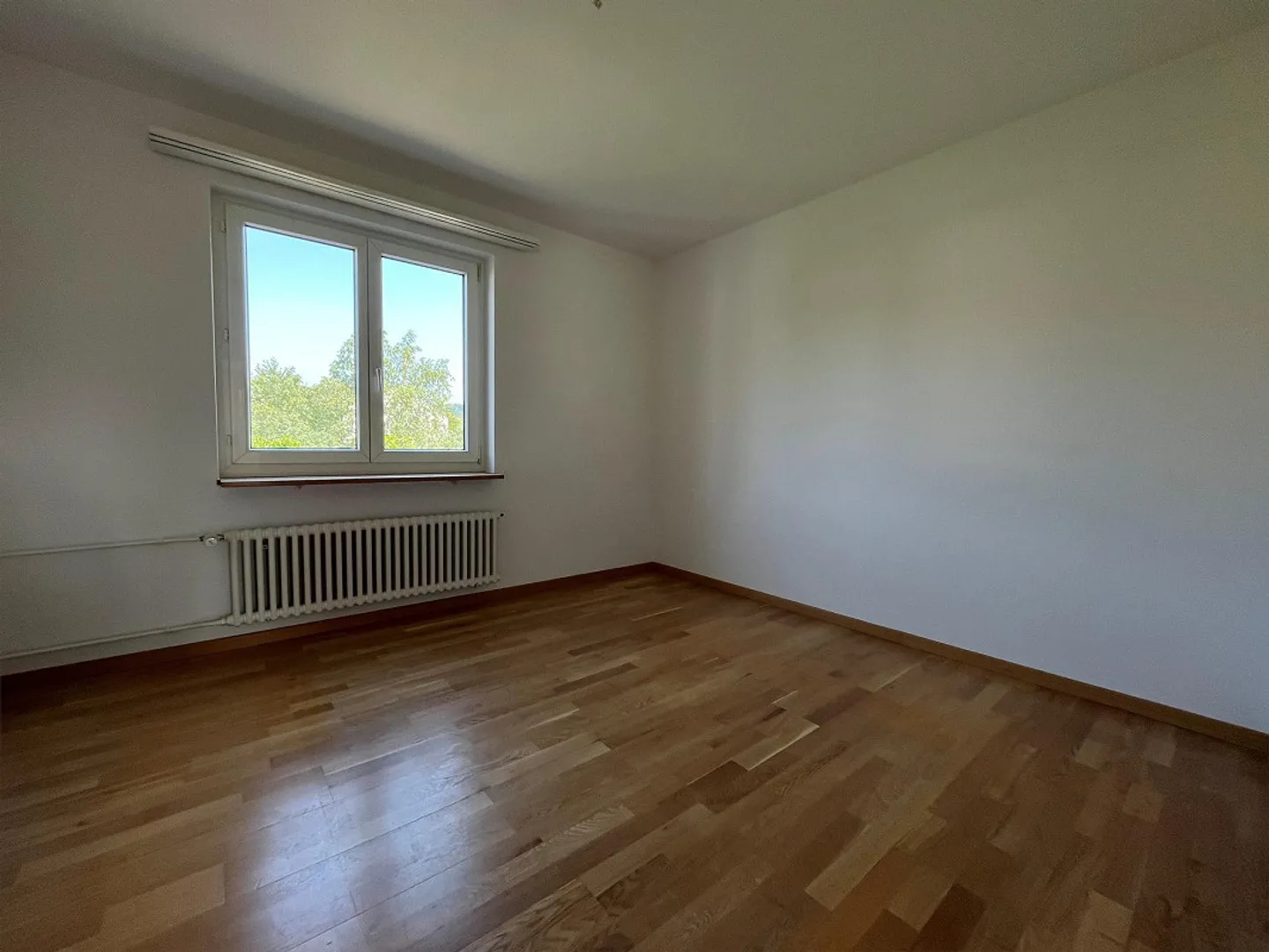 Appartamento luminoso e moderno con 3 camere in posizione centrale a Frick - Foto 7 di 8
