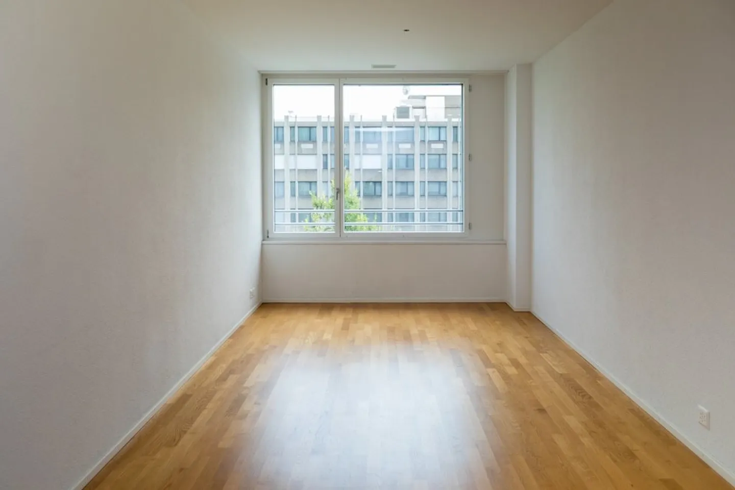 Beautiful, bright 2.5-room apartment for rent in District 4 - Photo 6 of 8