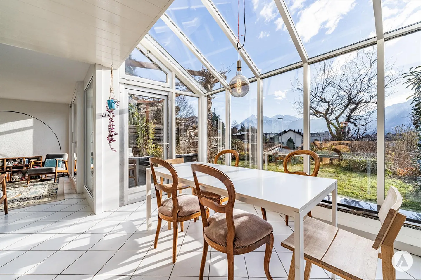 Sun. Peace. Close to the city. - Photo 6 of 13