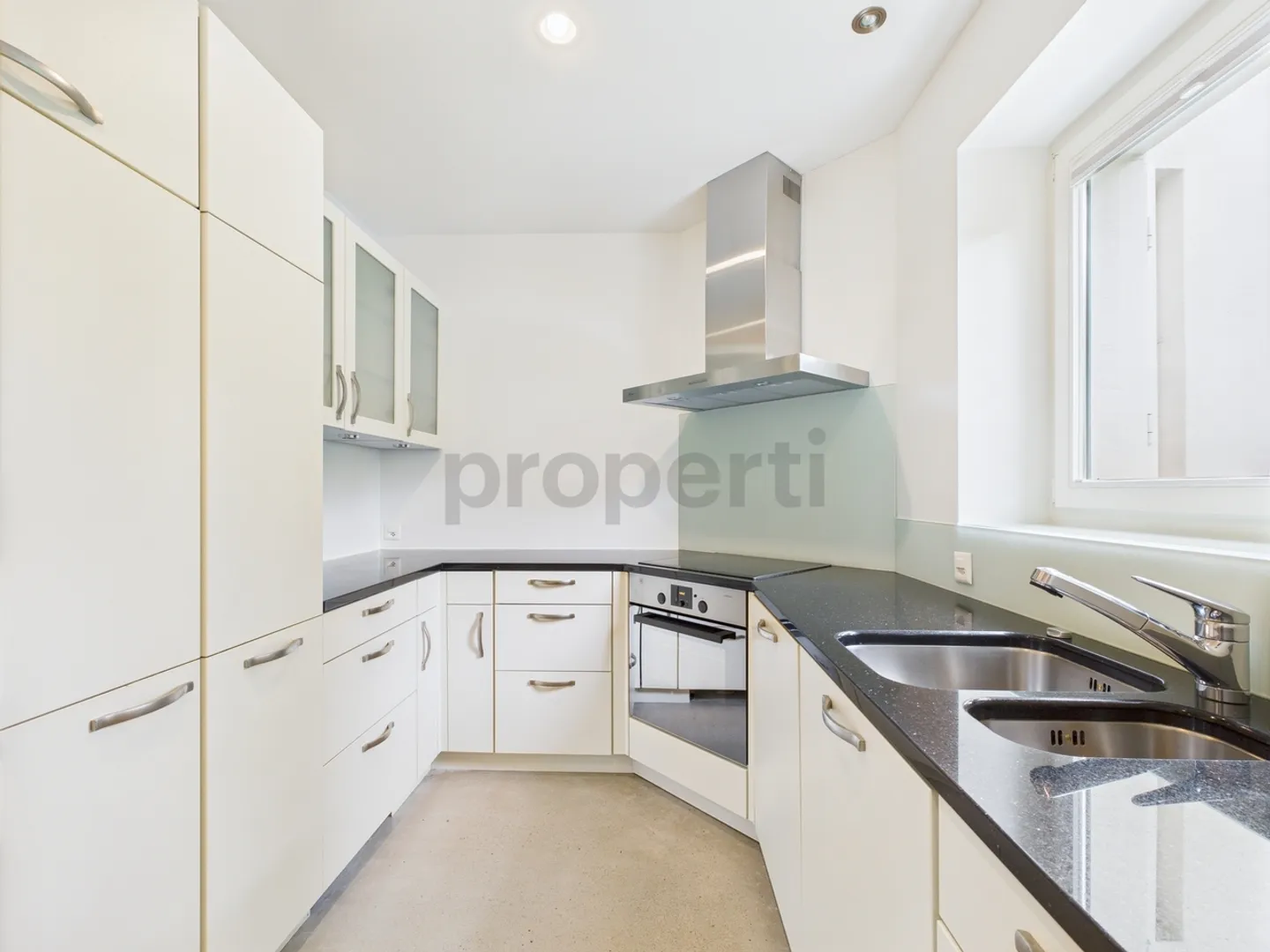 Grosszügige 2.5 Zimmer- Wohnung in Thalwil - Foto 4 von 12