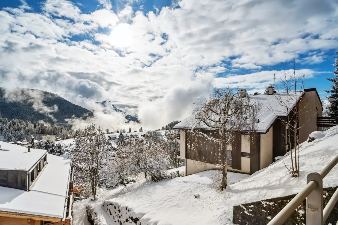 Appartement Charmant avec Terrasse - Photo 5 sur 13