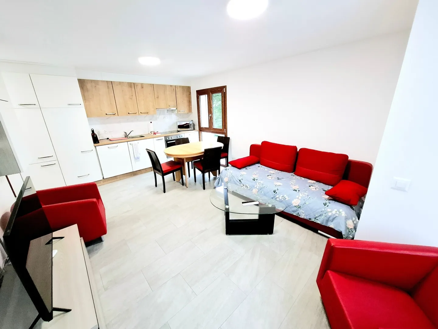 Incantevole appartamento di 2.5 locali nella regione della Verzasca TI - Foto 1 di 10