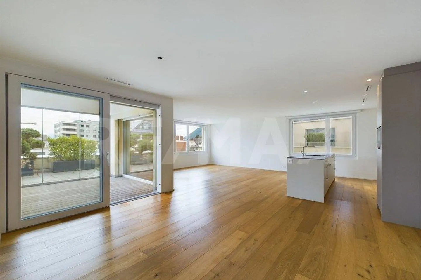 Modernes Apartment in Siebnen - Foto 2 von 13