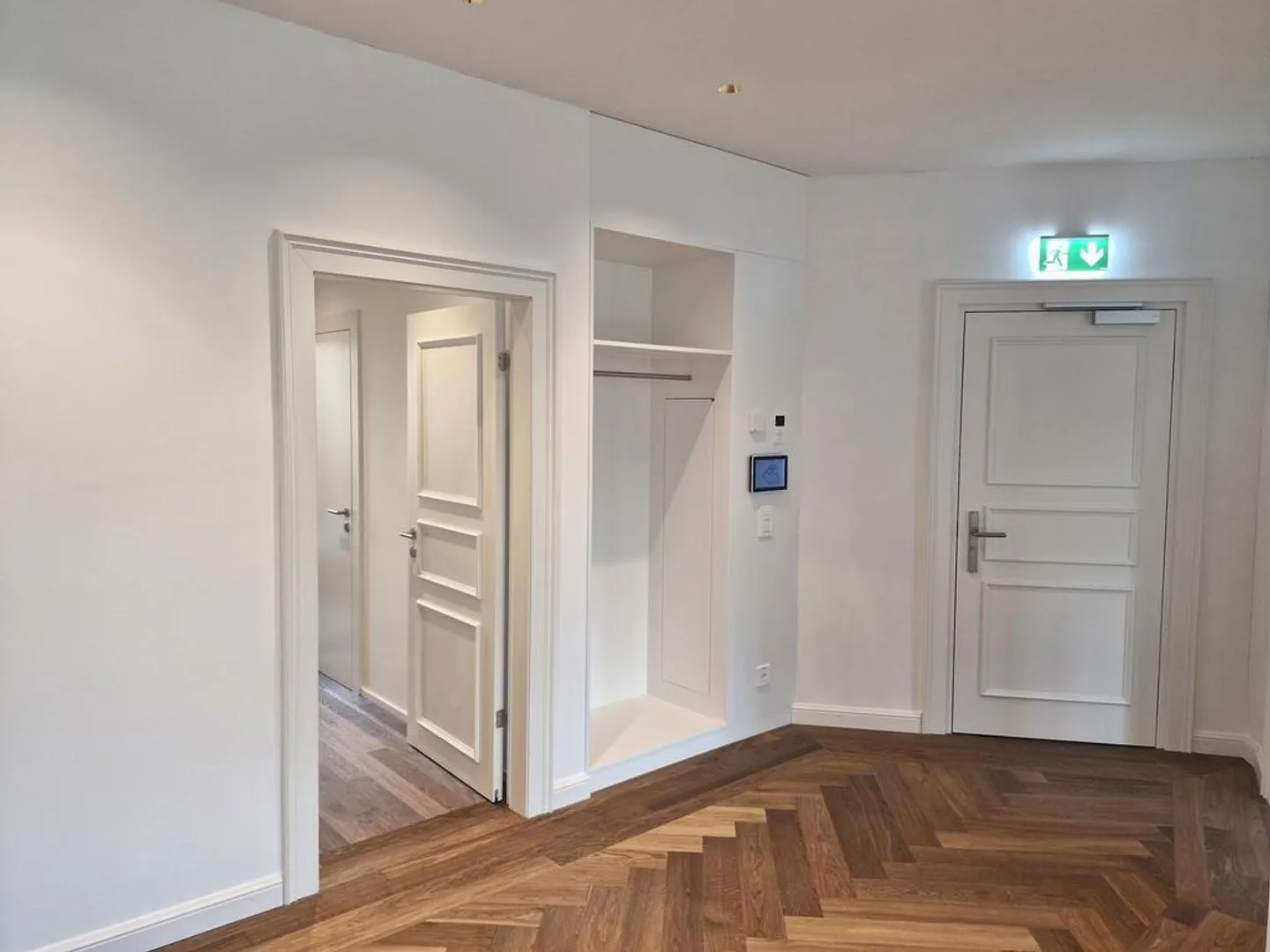 High-quality office space in the best location at Löwenplatz - Photo 4 of 9