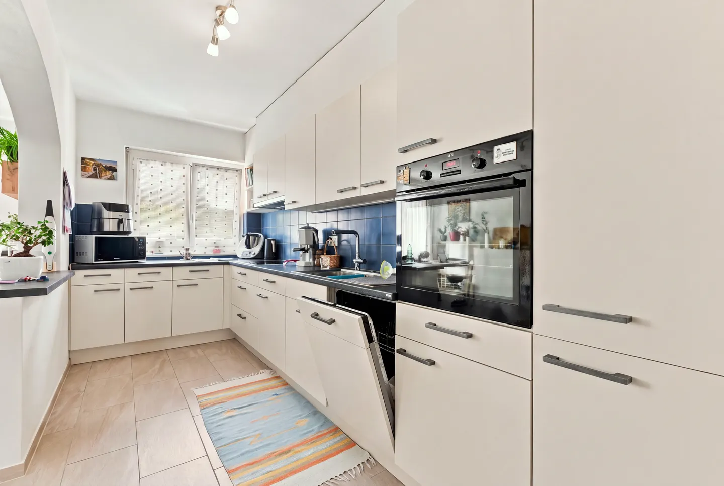 Modern Apartment in Quartino - Photo 1 of 7