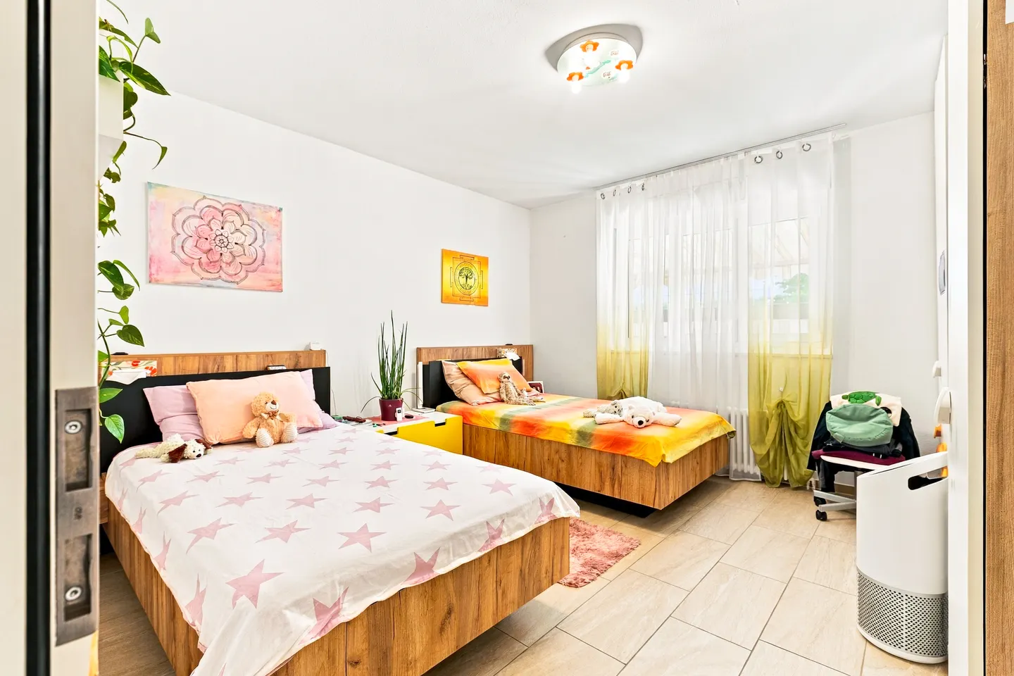 Modern Apartment in Quartino - Photo 3 of 7