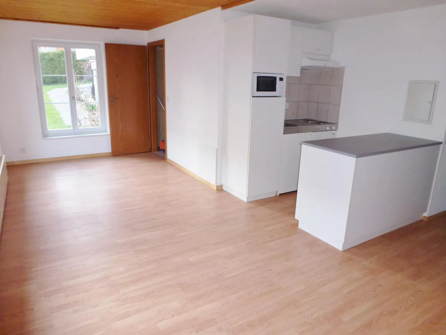 Appartamento accogliente con 2 camere, ideale per singoli - Foto 4 di 12