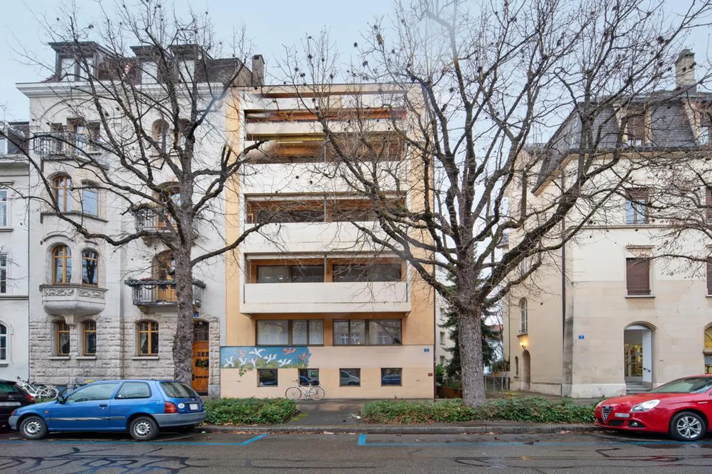 Appartamento di 3 stanze appena dipinto vicino al parco Schützenmatt - Foto 1 di 12