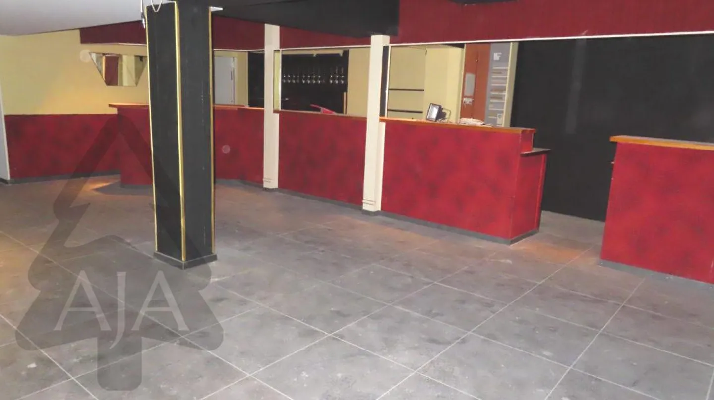Commercial Building with Restaurant - Photo 5 of 11