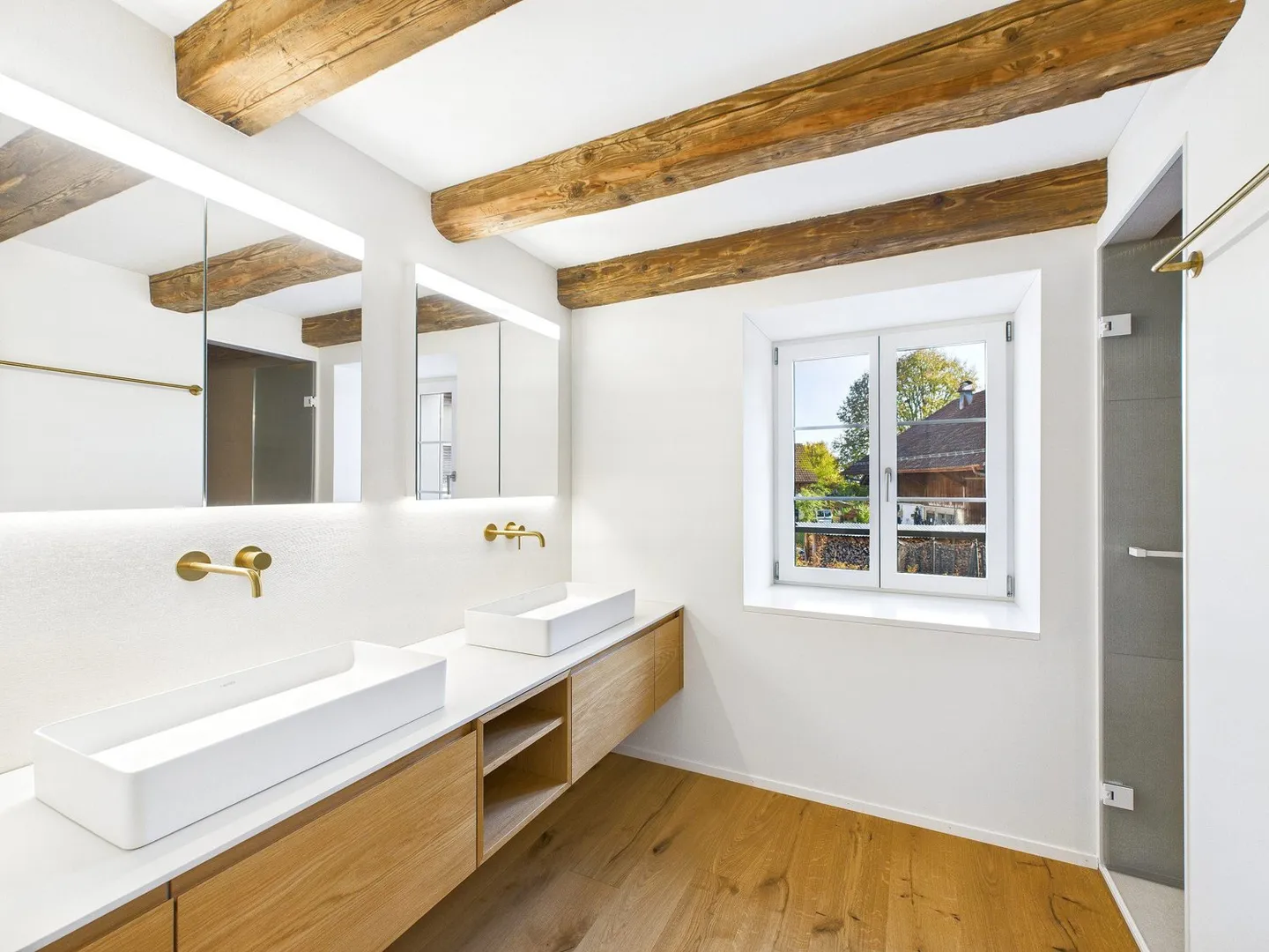 Charm and Modernity - Completely Renovated Townhouse with Idyllic Garden and Rooftop Terrace in the Heart of Dürnten - Photo 6 of 9