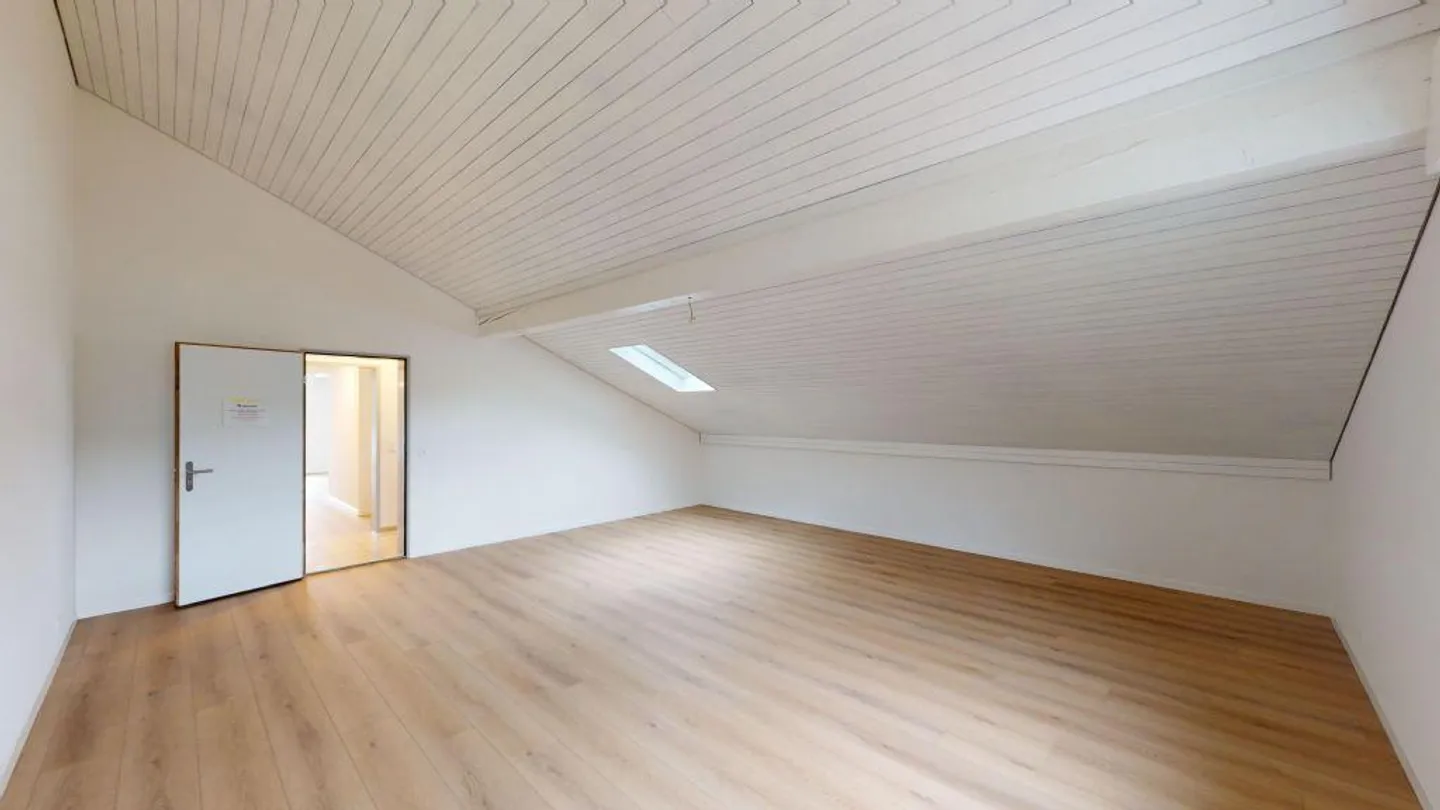 Sonnige Wohnung mit Balkon - Foto 5 von 8