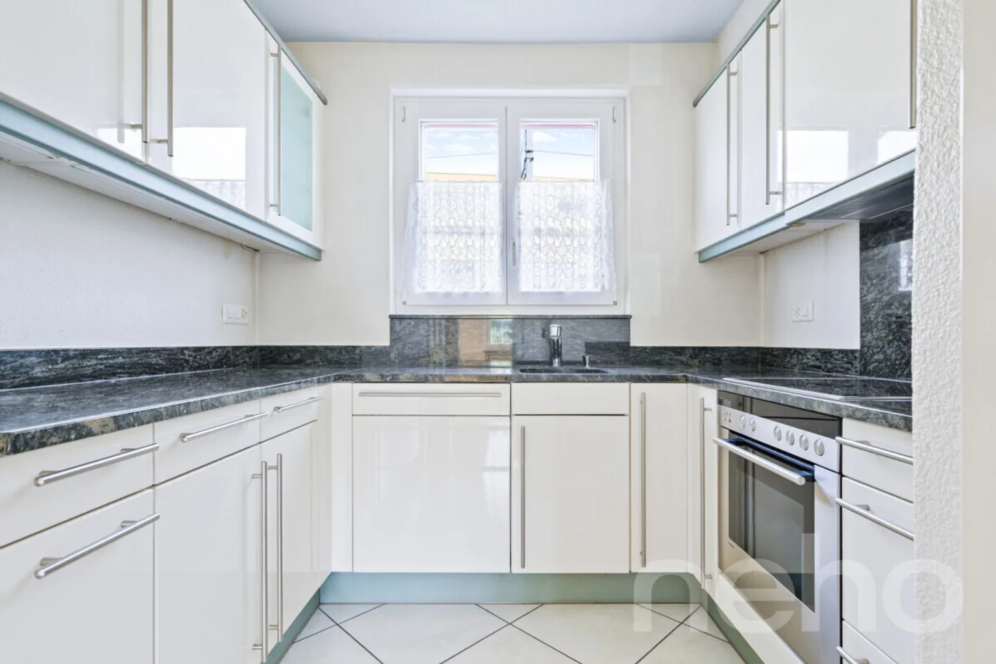 Detached single-family house with potential in the center of Ittigen - Photo 4 of 12