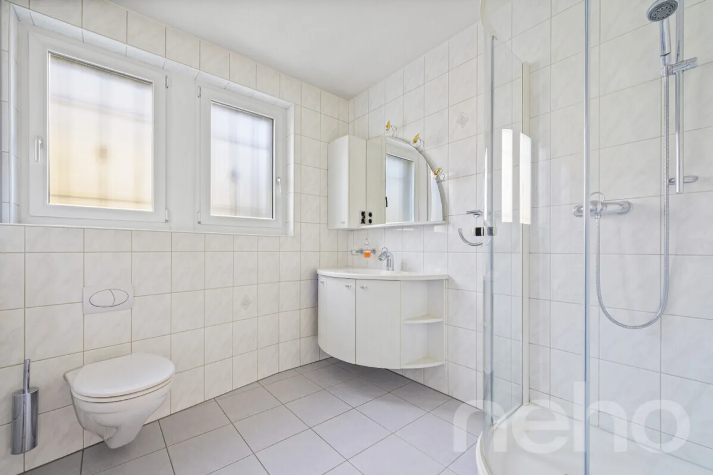 Detached single-family house with potential in the center of Ittigen - Photo 8 of 12