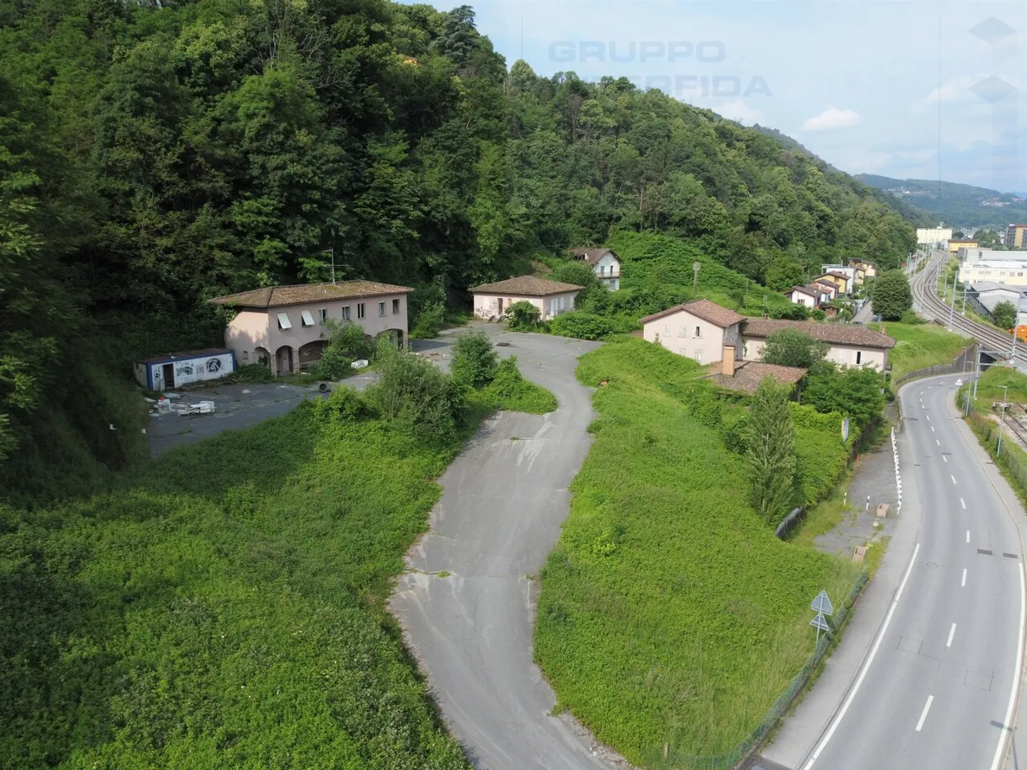 GRANDE TERRENO EDIFICABILE - Foto 1 di 6