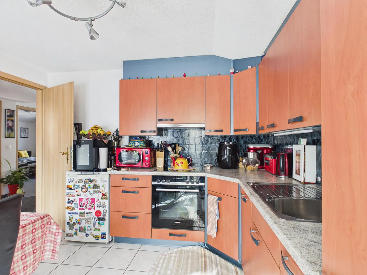 Ideal investment property with two apartments - Photo 6 of 11