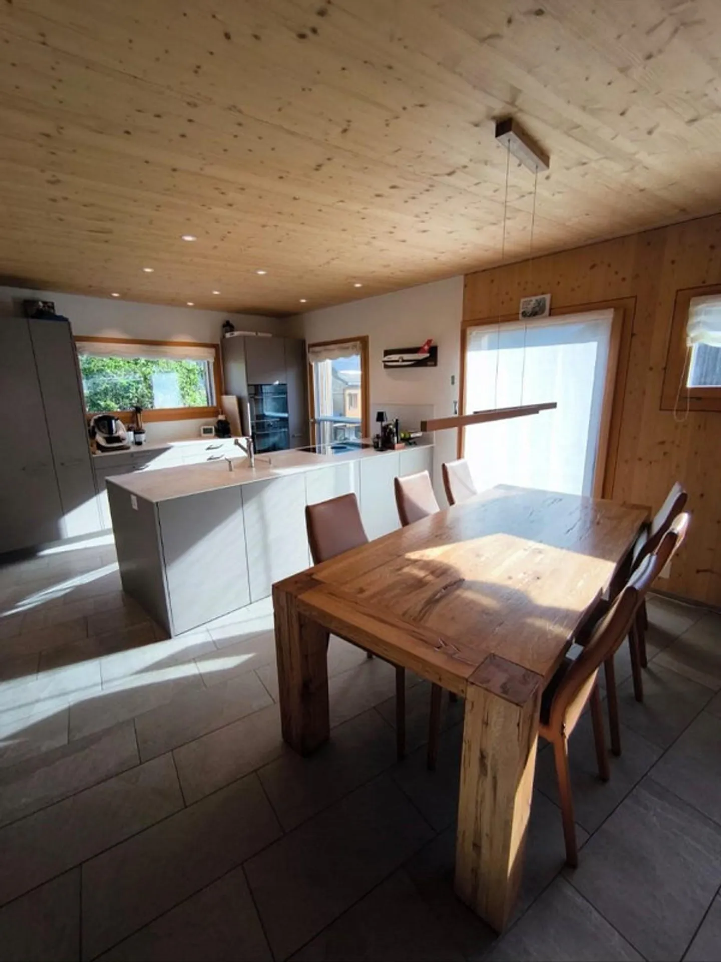 Maison en bois moderne, indépendante, de 6 1/2 pièces avec vue sur le lac/proche du rivage - Photo 12 sur 30