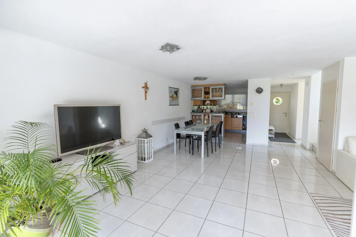 Casa familiare di 6,5 stanze con vista e giardino - Foto 4 di 8