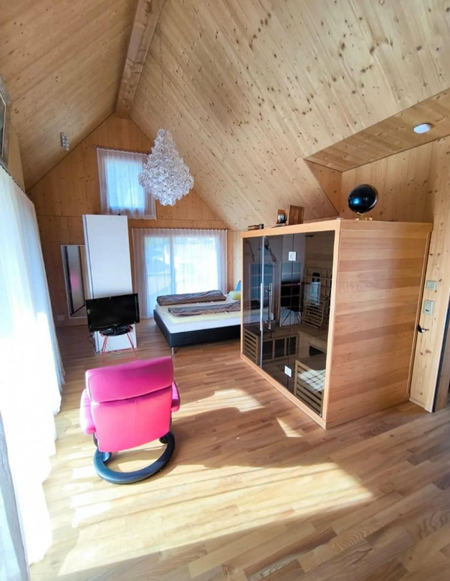 Maison en bois moderne, indépendante, de 6 1/2 pièces avec vue sur le lac/proche du rivage - Photo 21 sur 30