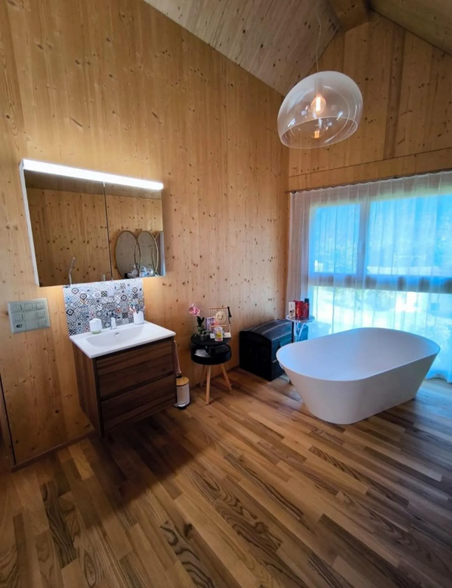 Maison en bois moderne, indépendante, de 6 1/2 pièces avec vue sur le lac/proche du rivage - Photo 23 sur 30