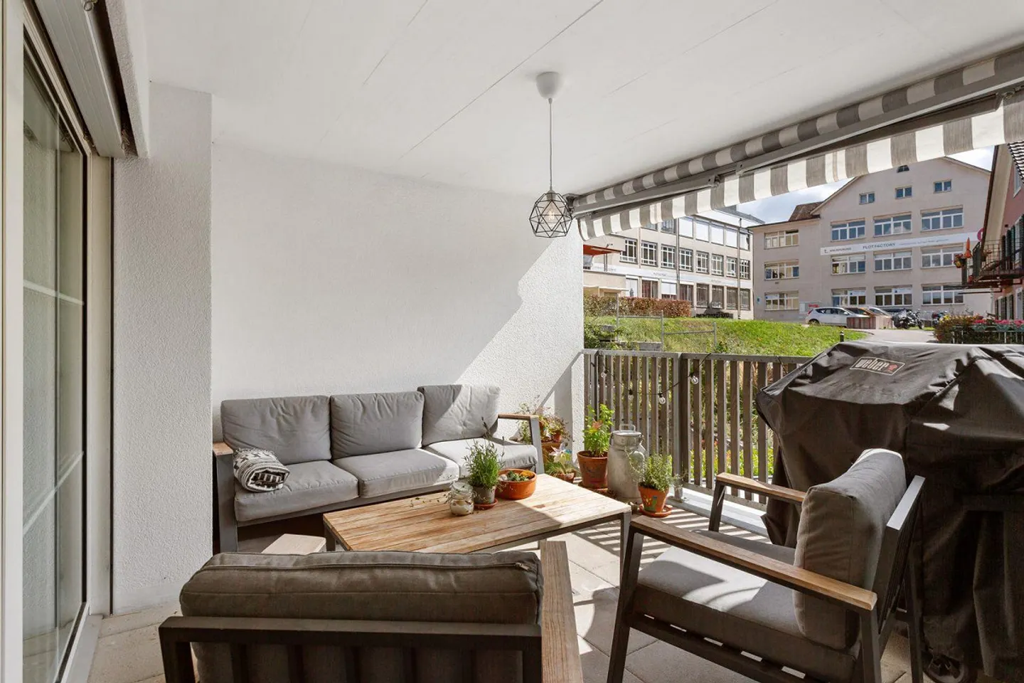 Appartamento moderno di 4,5 stanze nel centro del villaggio - Foto 5 di 8