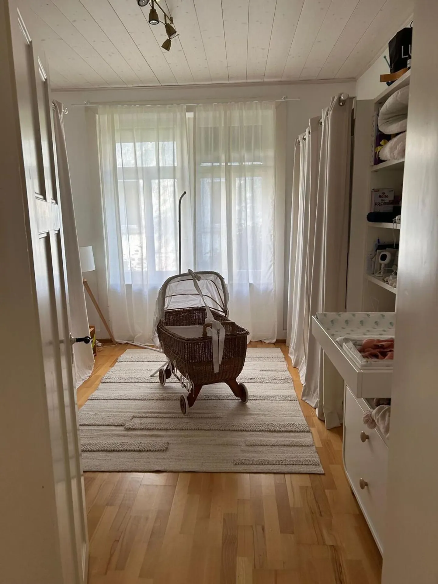 3½ ROOM APARTMENT IN ZURICH - DISTRICT 7, FURNISHED, TEMPORARY - Photo 6 of 9