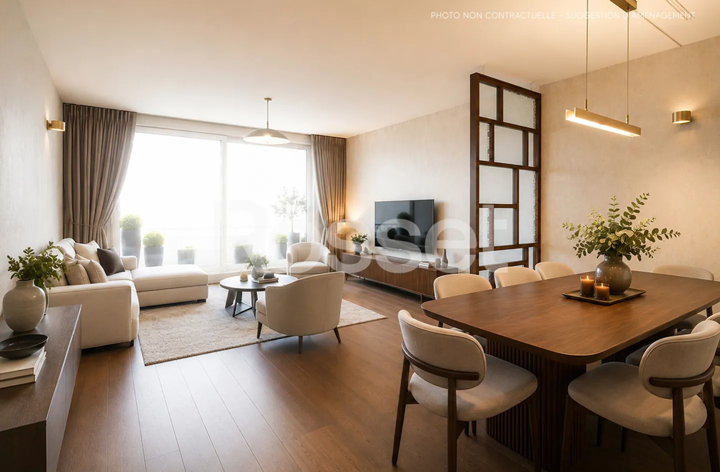 In esclusiva: Bellissimo appartamento di 5 stanze al piano alto - Foto 1 di 4