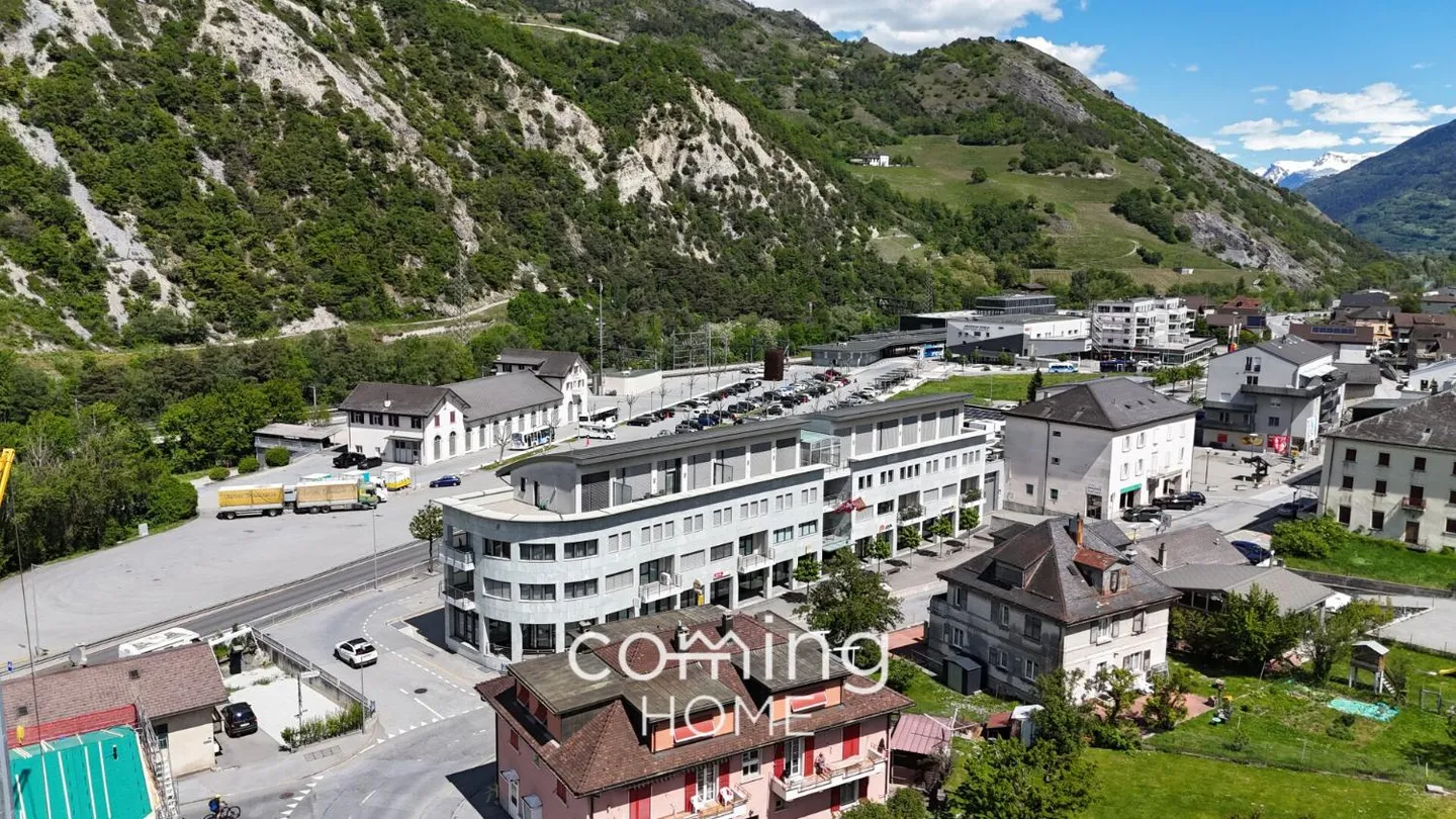 Versatile Apartment in Susten - Photo 8 of 11