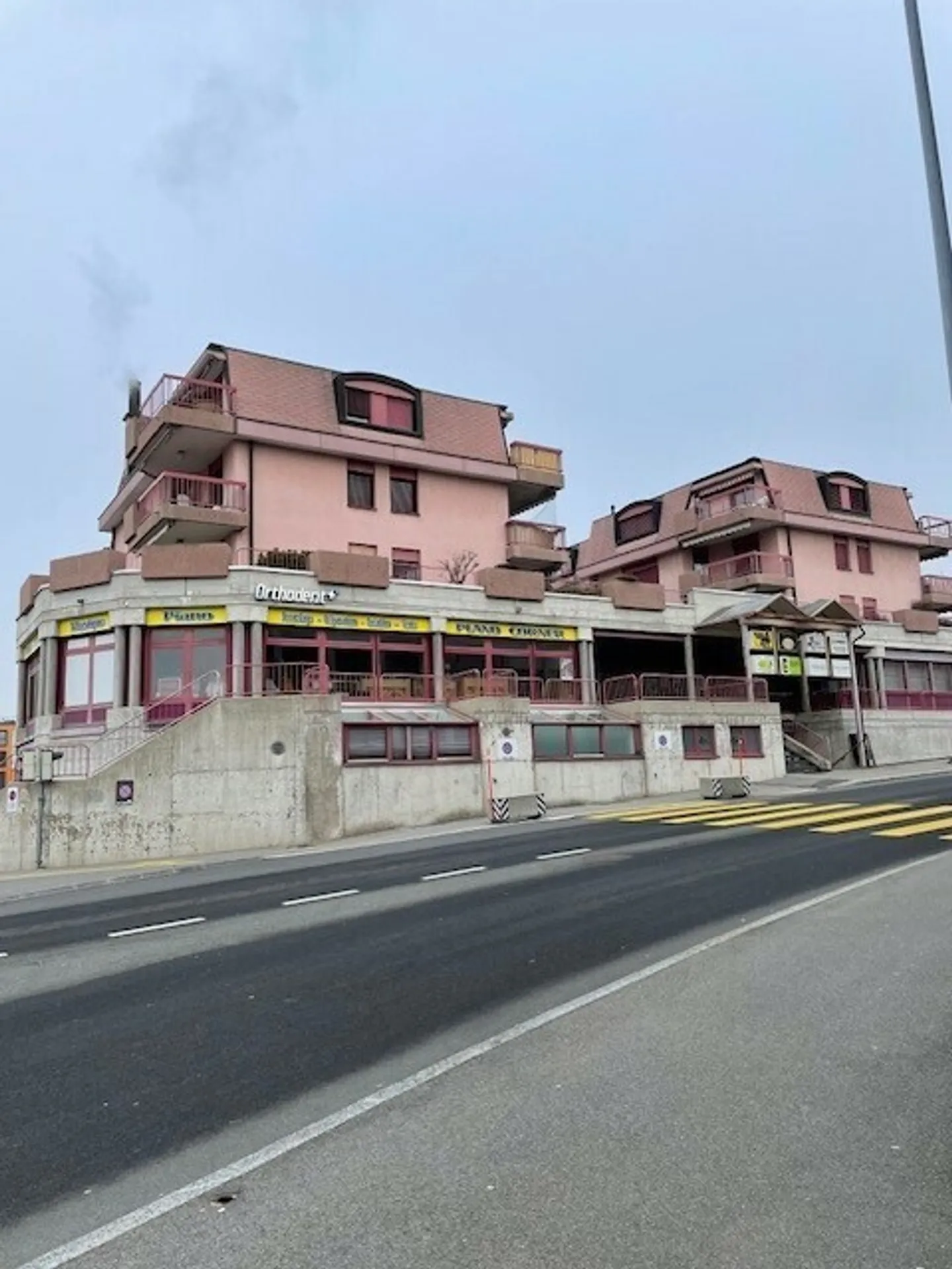 Commercial for rent - Photo 6 of 7