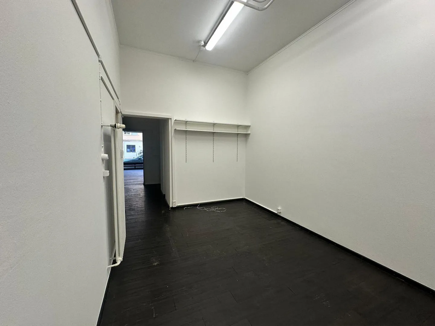 Spazio commerciale entusiasmante – Vendita, ufficio o showroom in posizione privilegiata - Foto 4 di 6