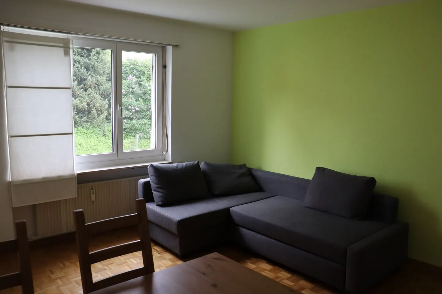 Appartement dans un emplacement central et calme avec un beau balcon - Photo 4 sur 9