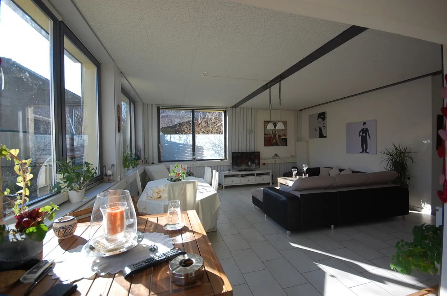 Magnifica casa con 2 grandi e luminosi appartamenti. - Foto 5 di 26