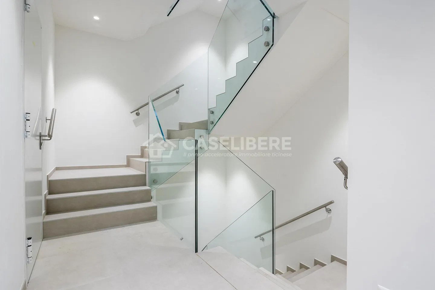 NOUVEAU ET ÉLÉGANT 2.5 PIÈCES À DAVESCO - Photo 13 sur 15